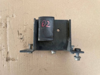 Отбойник кронштейн рессора iveco daily vi 500363058 фото №1