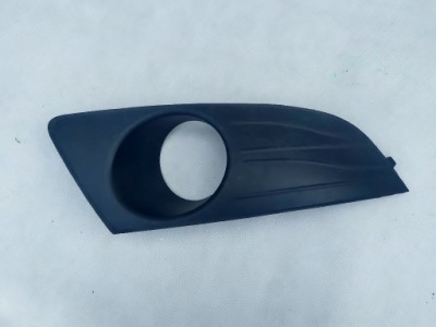 Решётка радиатора решётка бампера dacia logan 09- правая фото №1