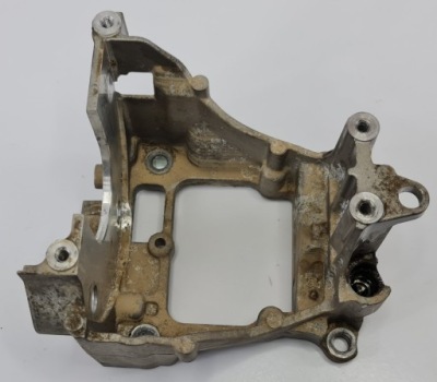 Citroen оригинальный номер 9x2q-9a361-ca кронштейн кронштейн насоса впрыска фото №1