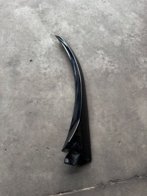 Maserati levante молдинг кришки ліва 670040709 фото №1