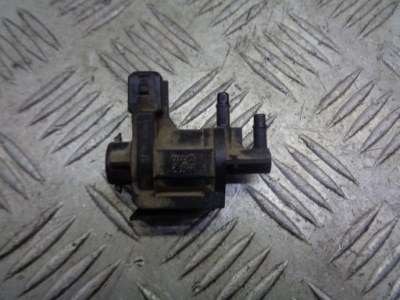Клапан вакуумa volkswagen golf iv 1j0906283a фото №1