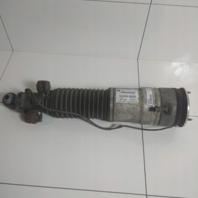 Амортизатор bmw f02 левый перед 6791675 фото №1