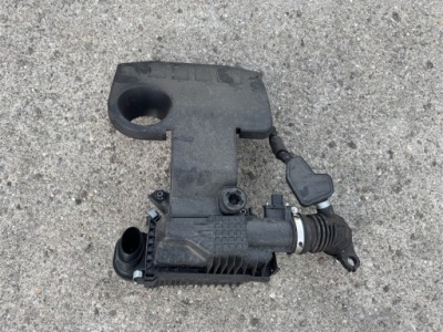 Корпус фільтра повітря витратомір 1.6 e-tech renault arkana рестайлінг фото №1