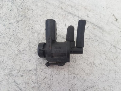 Клапан вакуумa ford galaxy mk2 2.8 1j0906283 фото №1