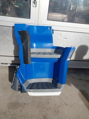 Daf xg подножка комплектная оригинал левая фото №1