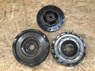 Комплект зчеплення renault 1.9dci 702467 фото №1