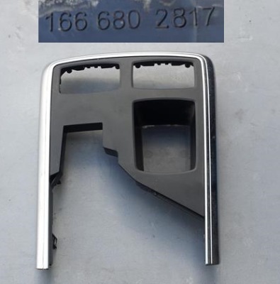 Декоративная  рамка туннель mercedes ml w166 1666802817 фото №1