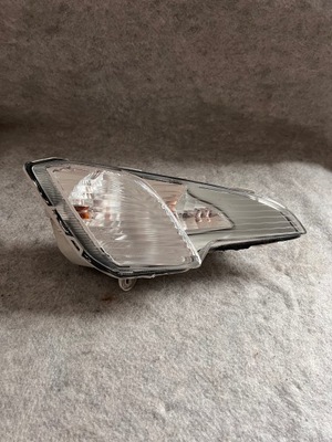 Ford ecosport lift правый противотуманная фара поворотник фото №1