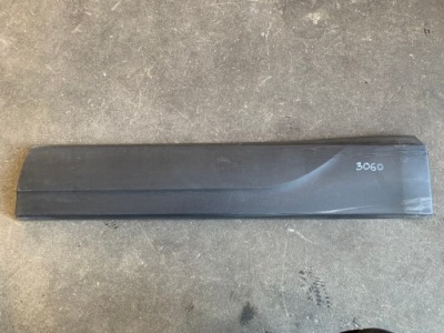 Audi q5 8r молдинг дверь правый задняя 8r0853970 фото №1