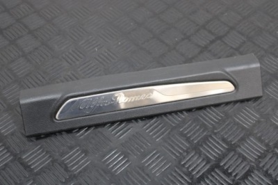 Накладка поріг права 156107572 alfa romeo giulia veloce фото №1