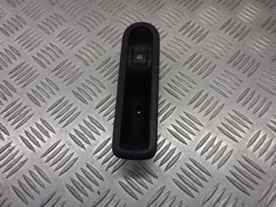 Панель скло правий задня renault megane ii 156013870 фото №1