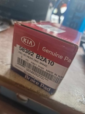 JUEGO ZAPATAS DE FRENADO KIA SOUL OE 58302B2A10 ORIGINAL  