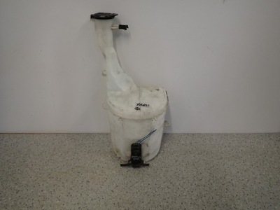 Toyota yaris jp бачок омивача помпа фото №1