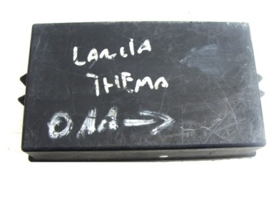 Кришка корпус захист кришка коробка запобіжників lancia thema ii фото №1