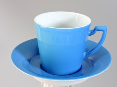 Niebieska filiżanka espresso design Kaiser