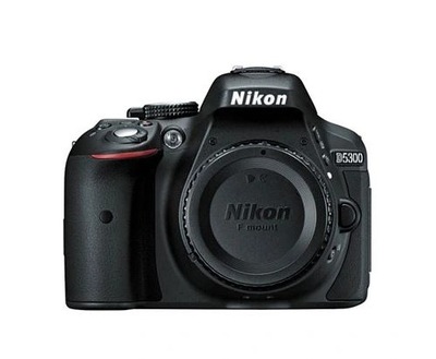 Lustrzanka Nikon D5300 korpus + 18-140VR obiektyw