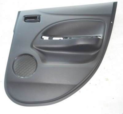 Space star ii 19r обшивка правый задний задняя фото №1