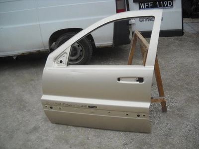 Двері ліва jeep grand cherokee фото №1