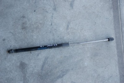 Ford ecosport привод амортизатор крышки багажника фото №1