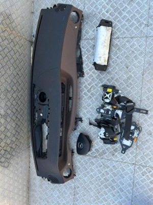 Mercedes s w222 консоль приборная панель подушка безопасности подушки безопасности ремни фото №1