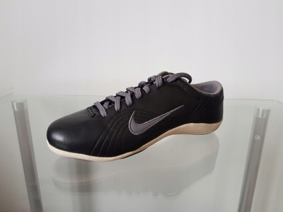 BU94 NIKE TALARIA 365 BUTY SPORTOWE SKÓRA 36,5