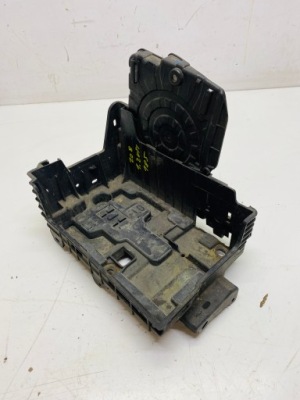 Корпус аккумулятор peugeot 208 1,2 vti #185 фото №1