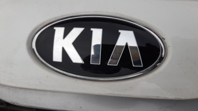 KIA CARENS II INSIGNIA EMBLEMA DE PARAGOLPES PARTE DELANTERA  