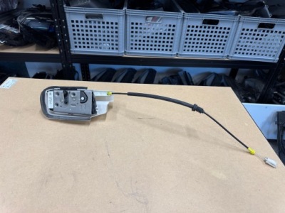 Tesla model y my замок w двері задні ліва оригінал 1500672-91-b фото №1