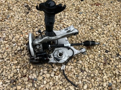 Land rover discovery sport l550 підвіска поворотний кулак ліва задня комплект фото №1