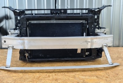 Audi q3 усилитель ремень передний перед радиатор балка 83a фото №1