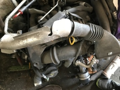 Mercedes b klasa w245 turbo бензин труба wąż шланг od фильтра do поперечина фото №1