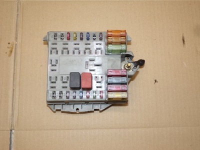 Коробка запобіжників 46766775 punto ii 1.2 b фото №1