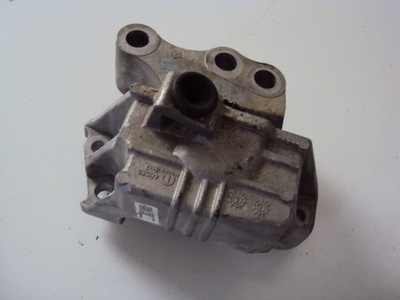 Подушка двигателя jeep compass ii 2017- фото №1