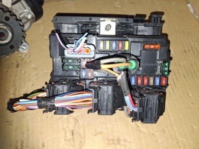 Peugeot citroen - r09 9667199780 модуль, коробка bsm з niemiec фото №1