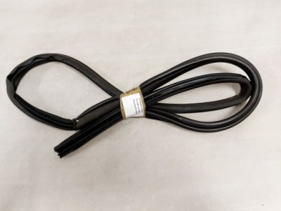 Galant viii sedan прокладка дверь левый перед левая фото №1