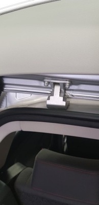 Петля крышки багажника задняя vw golf 5 plus фото №1