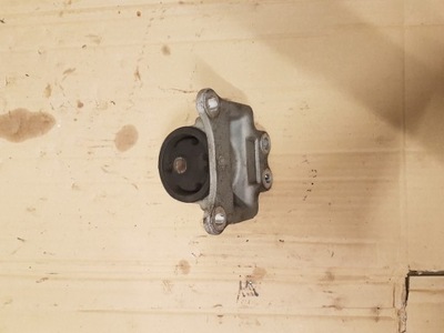 Nissan gt-r r35 3.8 vr38 подушка кронштейн кронштейн фото №1