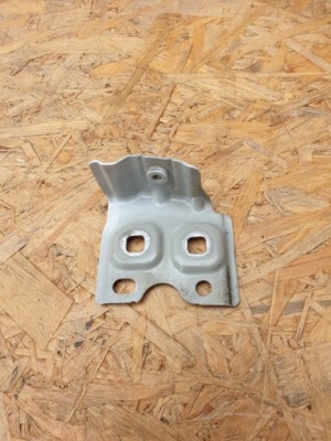 Mercedes w177 кронштейн кронштейн крыла правое фото №1