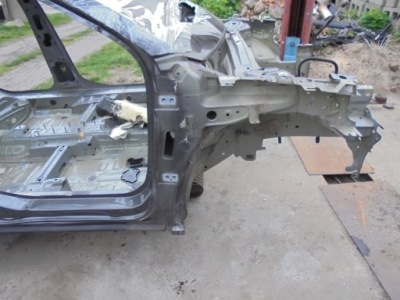 Четверть лонжерон подкрылок правый перед citroen c4 3 iii 23r. evlc фото №1