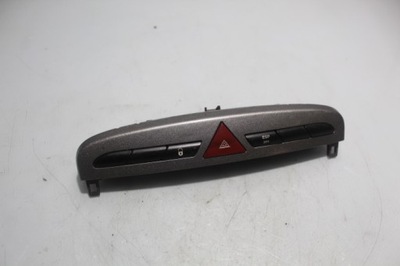 Панель света аварийных peugeot 308 i фото №1