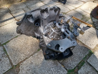 Opel adam corsa d e коробка передач передач 1.4 фото №1