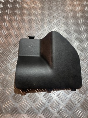 Заглушка обшивка багажника правая suzuki swift mk8 17- фото №1