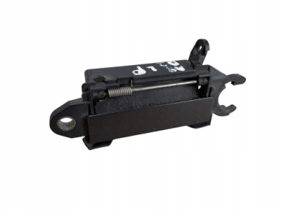 Audi a8 d2 ручка лівий перед europa 8d0837207 фото №1