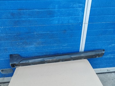 Молдинг накладка поріг dacia duster ii 17-22 права фото №1