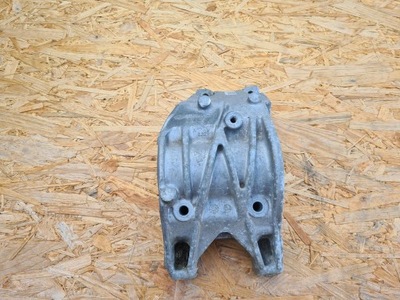 Опора полуось w176 w246 2.2cdi a6512200131 фото №1