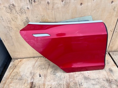 Tesla model s дверь правое задние фото №1