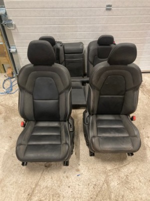 Сиденья заднее сиденье обшивки кожа r-design подушка безопасности volvo xc60 ii 2021 2022 2023 фото №1