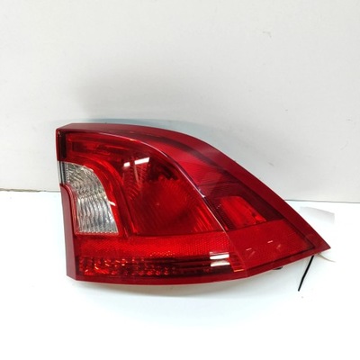 Volvo s60 2013 правая сторона лампа задняя фото №1