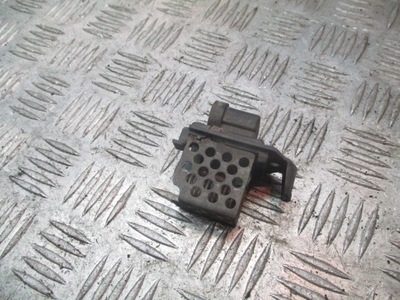 Резистор резистор вентилятор dacia sandero 3134503089 фото №1