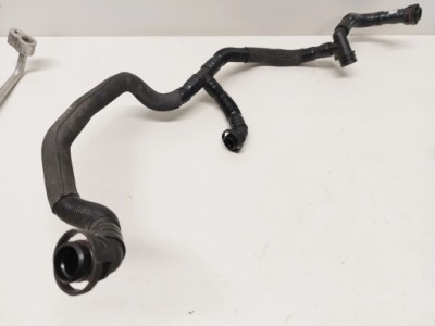 Вентиляція картера porsche cayman 981 9a110751501 фото №1